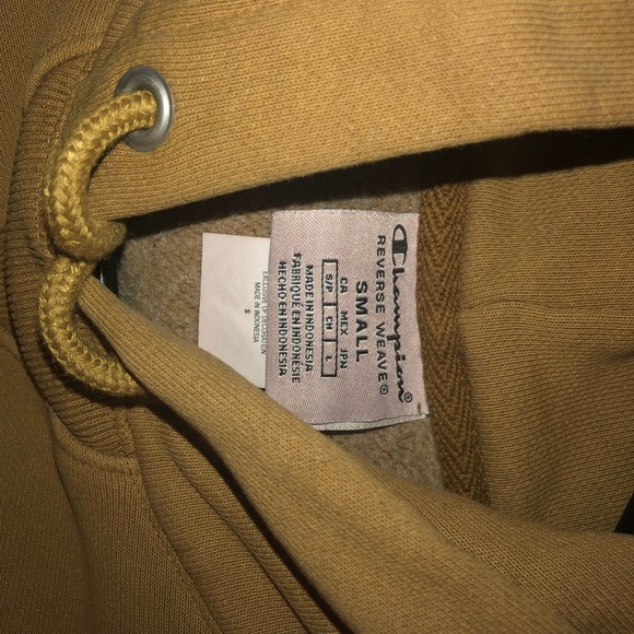 Champion Vintage Hoodie Sweatshirt - Picture 5 of 5